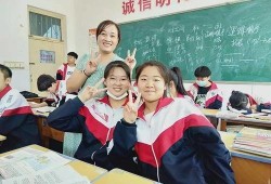 想进娱乐圈工作吃瓜,从吃瓜群众到璀璨明星的蜕变之路